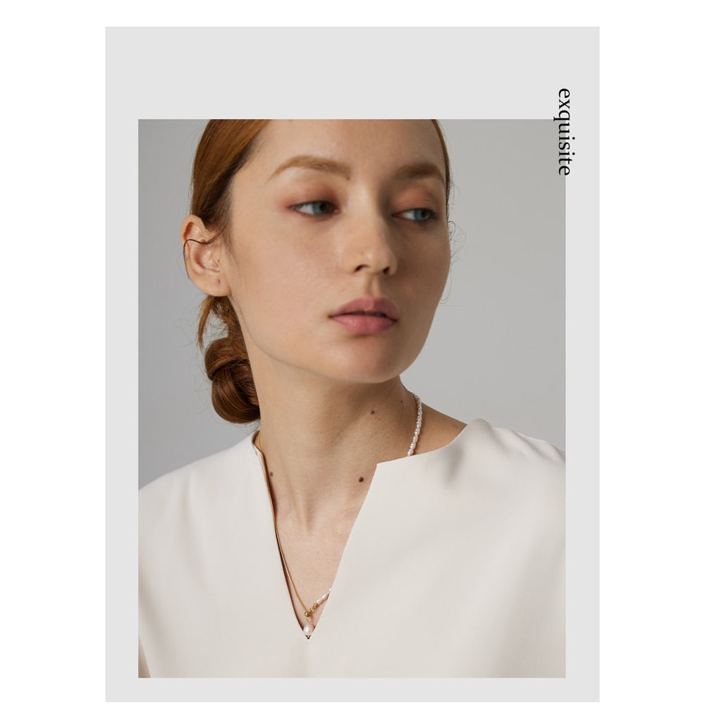 Colar Elegance Poggi de Pérolas Barrocas e Ouro 18K