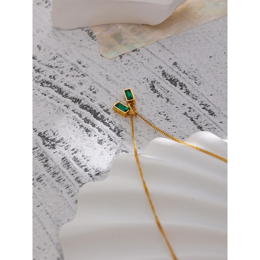 Colar Emery com 2 Pingentes em Zircônia e Ouro 18K