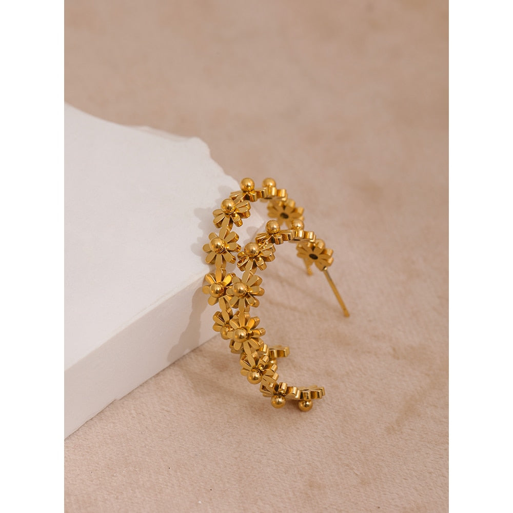 Brinco Hoop Mini Margaridas em Ouro 18K
