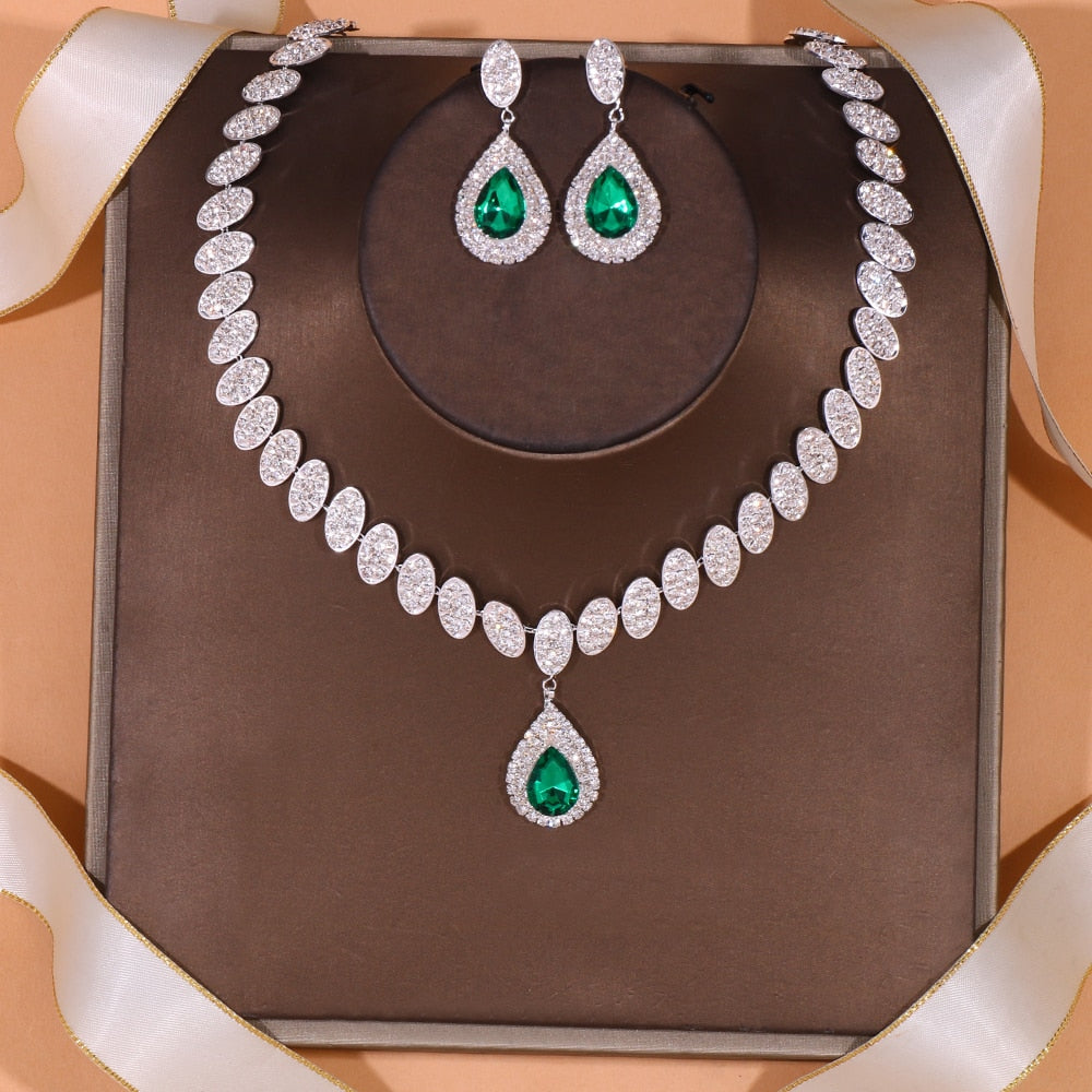 Conjunto Colar e Brincos Paige em Prata 925 ou Ouro 18K