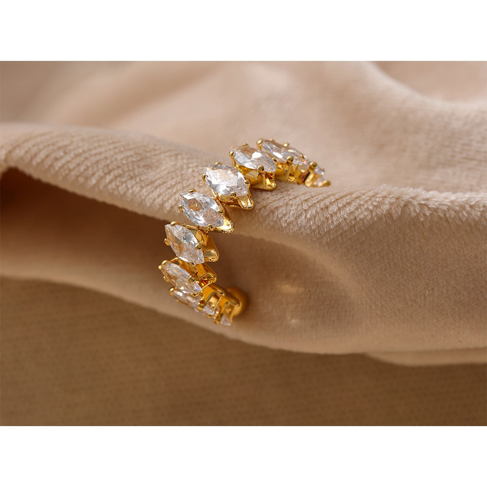Anel Coroa Brilhante de Zircônias em Ouro 18K