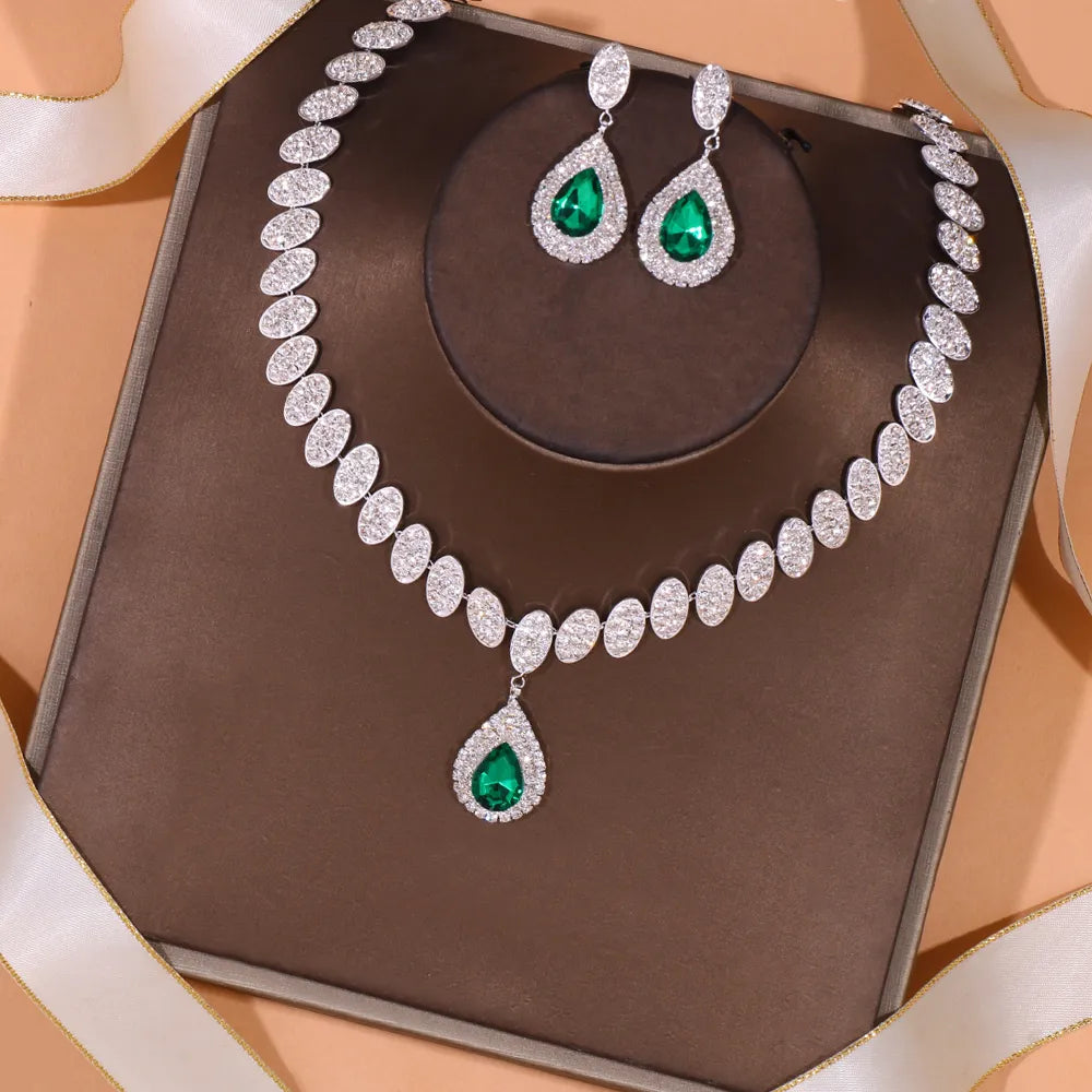 Conjunto Colar e Brincos Paige em Prata 925 ou Ouro 18K
