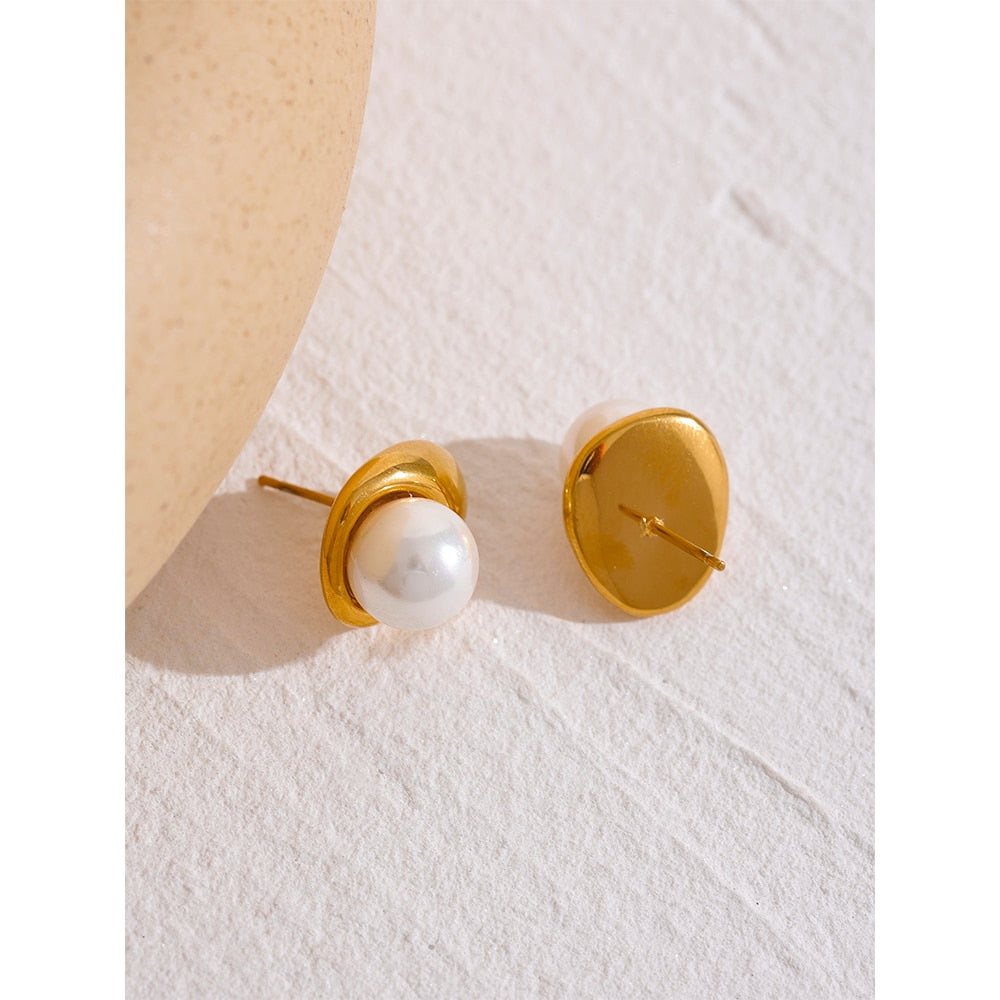 Conjunto Colar e Brincos em Pérola e Ouro 18K