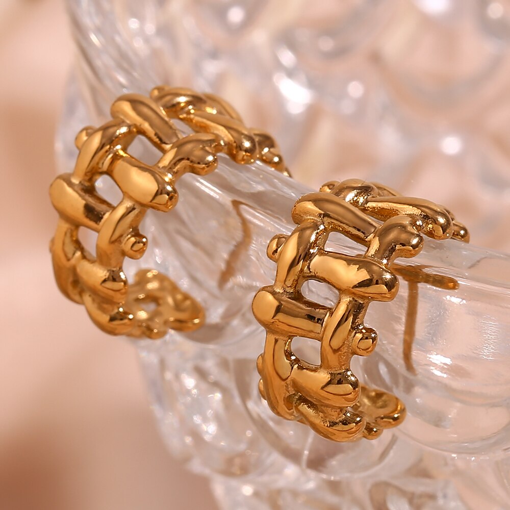 Conjunto Anel e Brincos Connie em Ouro 18K
