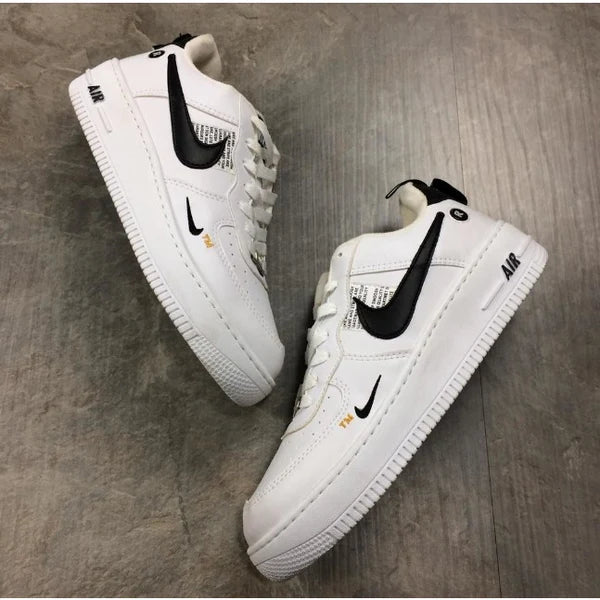 Air Force 1 Branco e Preto