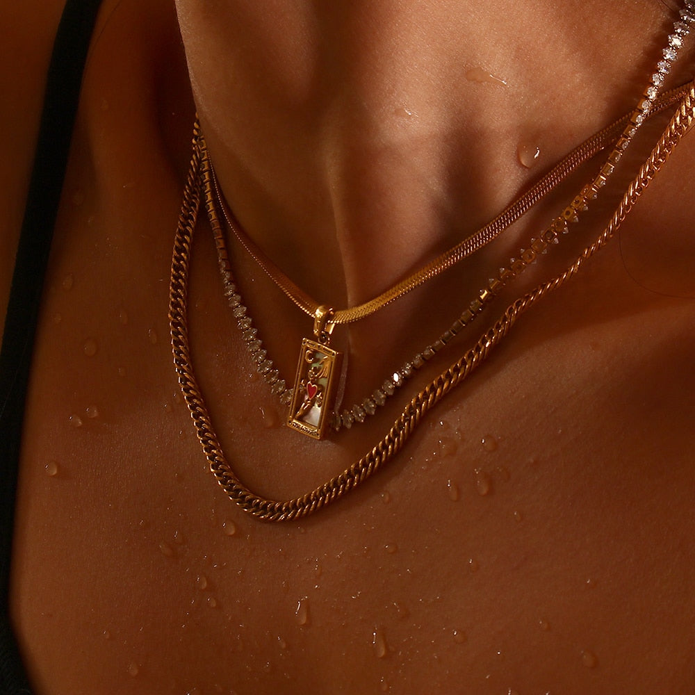 Colar Cartas de Tarô Banhado em Ouro 18K