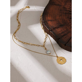 Conjunto 2 Colares de Pérola e Rosa dos Ventos em Ouro 18K