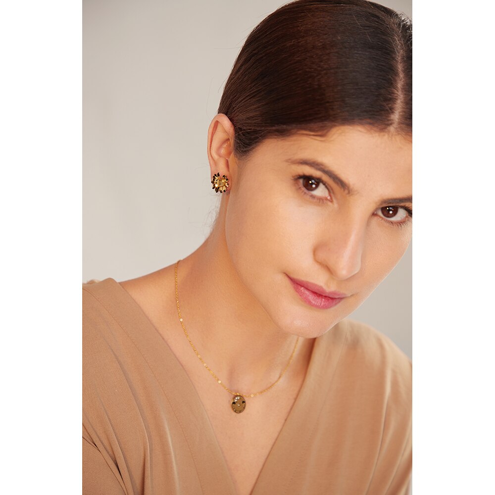 Brinco Stud Flower em Ouro 18K