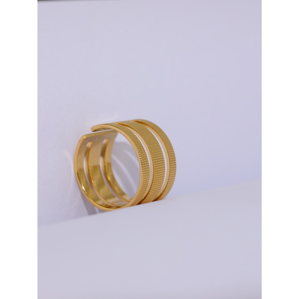 Anel Minimalista Geométrico em Ouro 18K