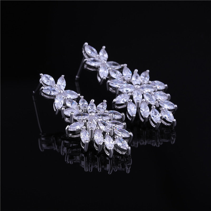 Conjunto Colar e Brincos Cristais de Zircônia