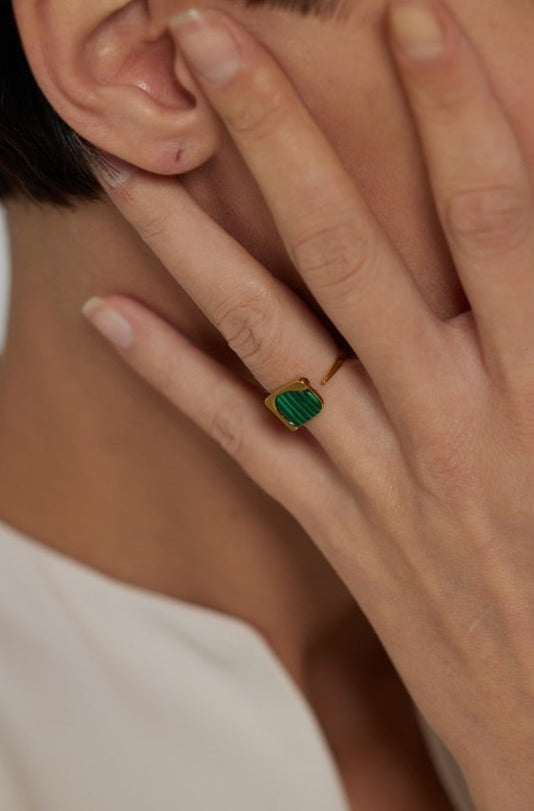 Anel Turquesa Vintage em Ouro 18K