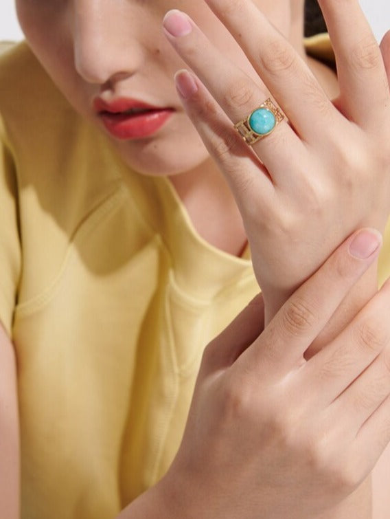 Anel Pedra Natural em Ouro 18K