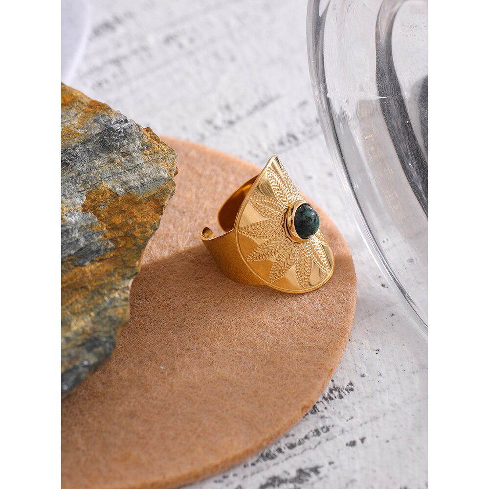 Anel Flor de Turquesa em Ouro 18K