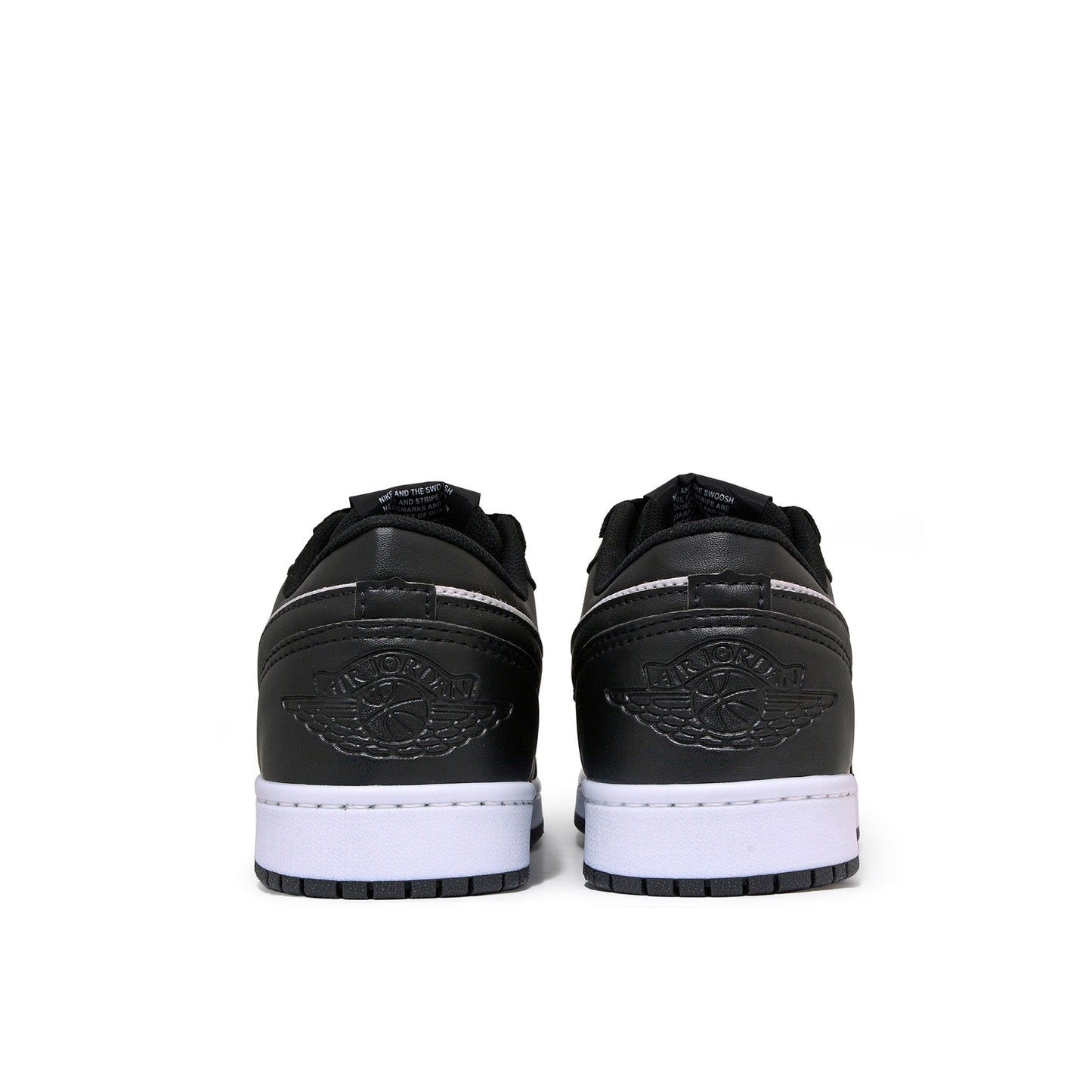 Tênis Air Jordan Low Panda Preto e Branco