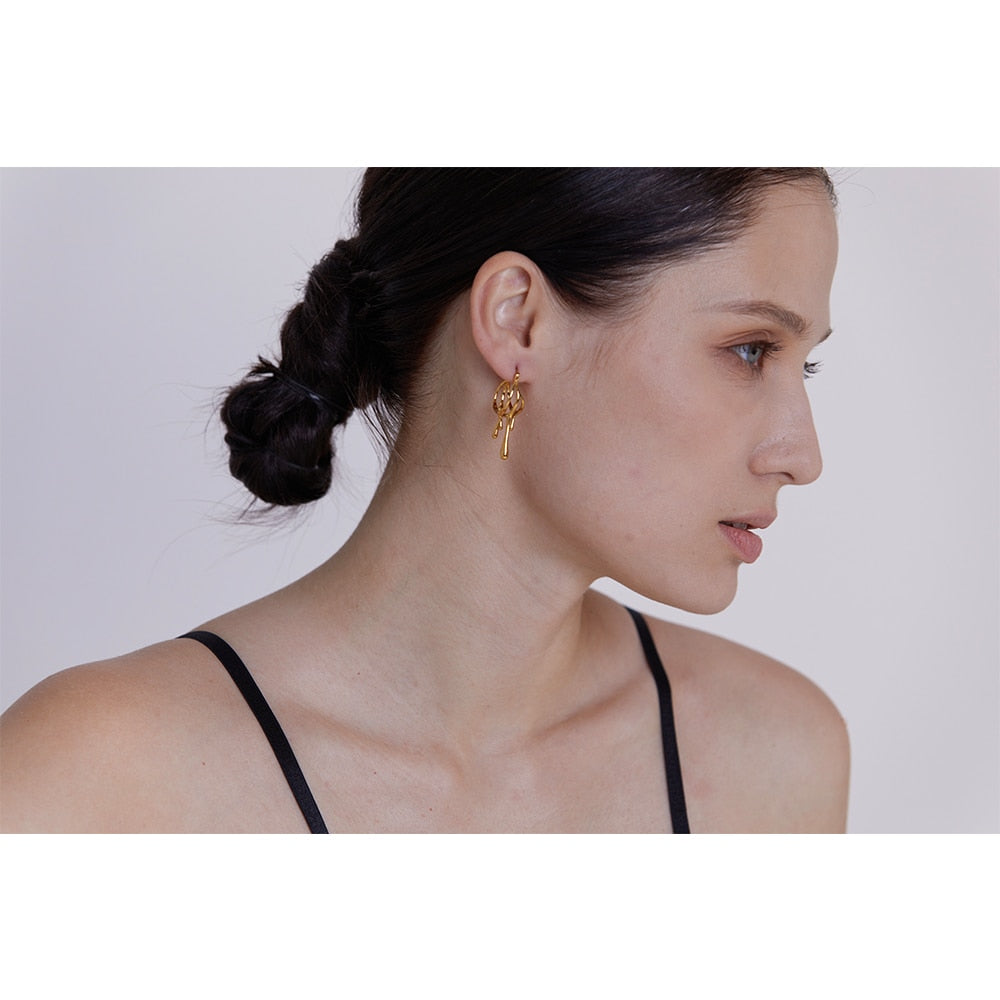 Brinco Gotas Derramadas em Ouro 18K