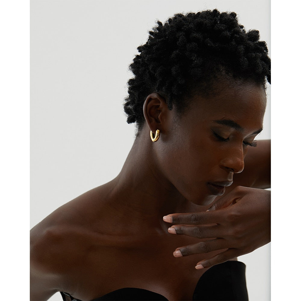 Brinco Chunky Hoop Minimalista em Ouro 18k