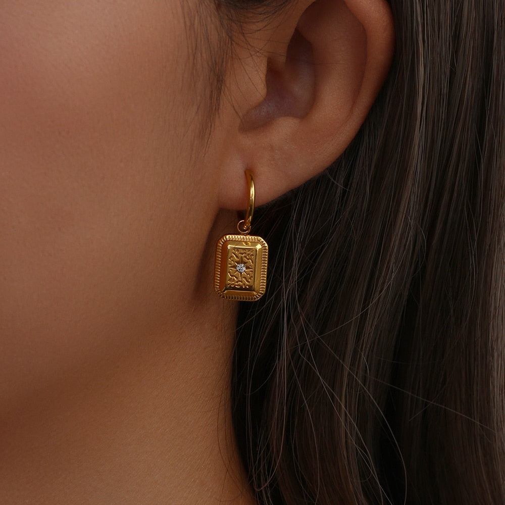 Conjunto Colar e Brincos Cubana em Ouro 18k