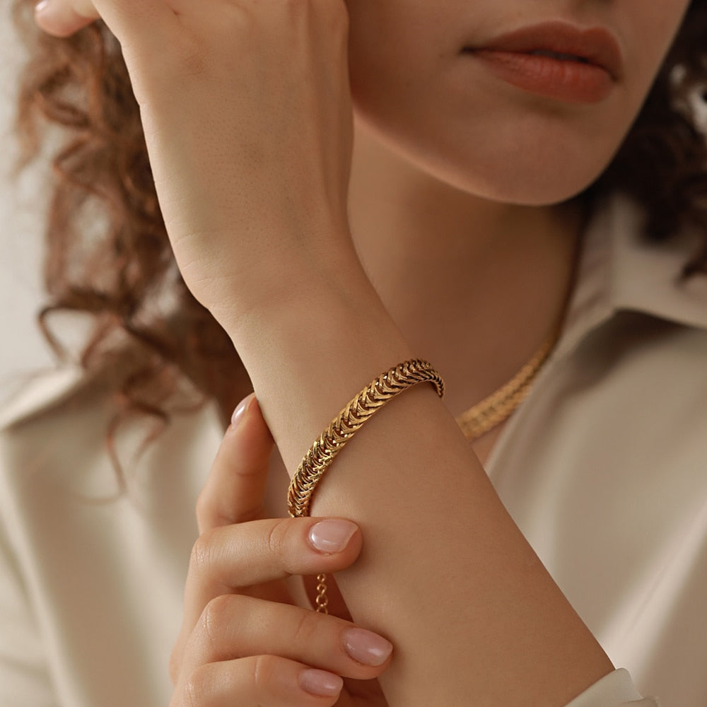 Conjunto Colar e Pulseira Veneziana em Ouro 18K