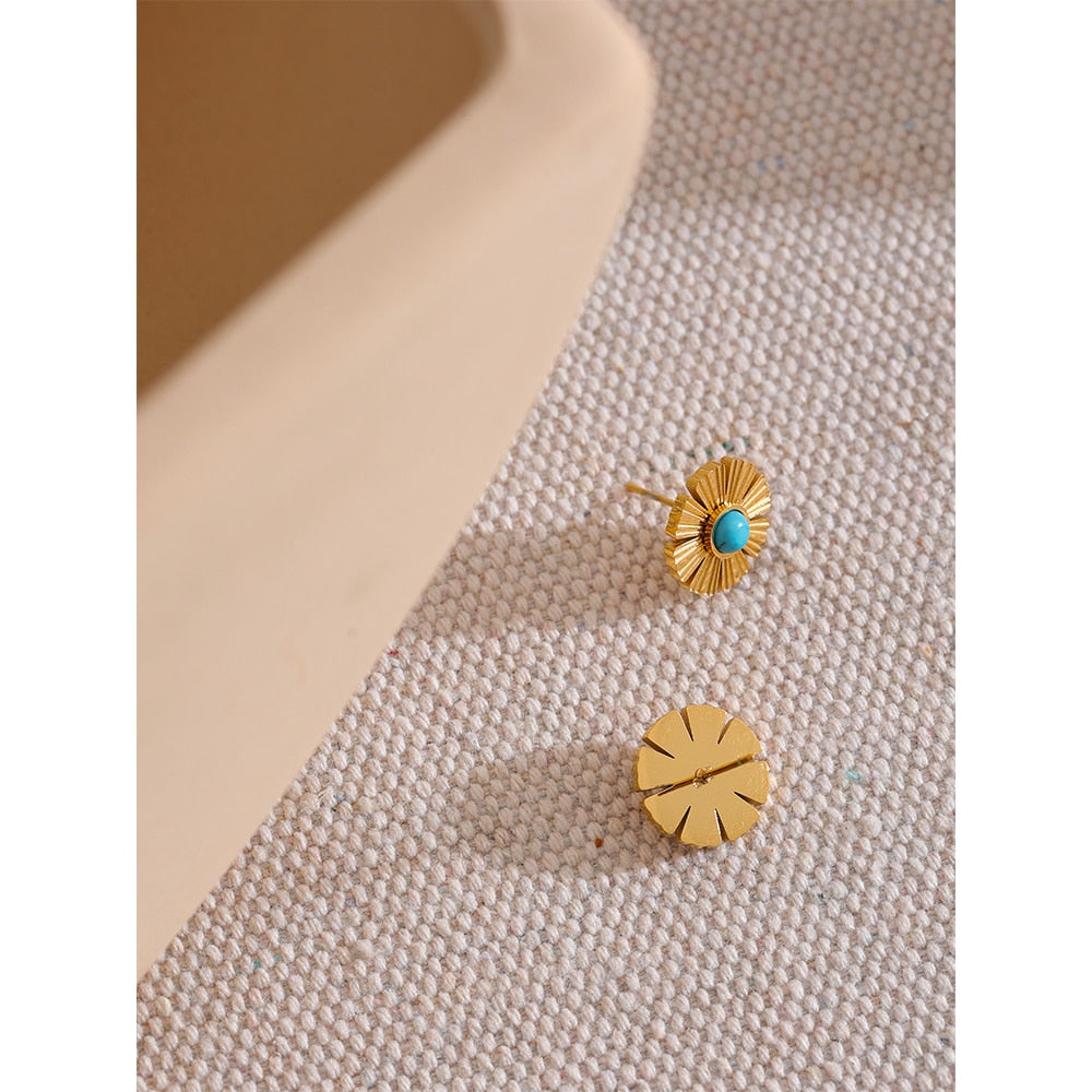 Brinco Margarida com Pedra Natural Ouro 18K