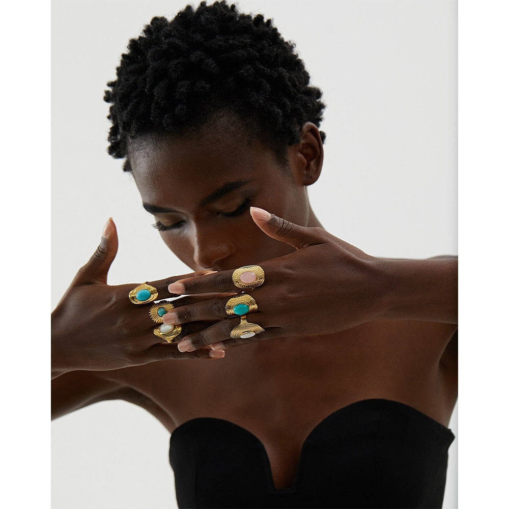 Anel Pedras Naturais em Ouro 18K