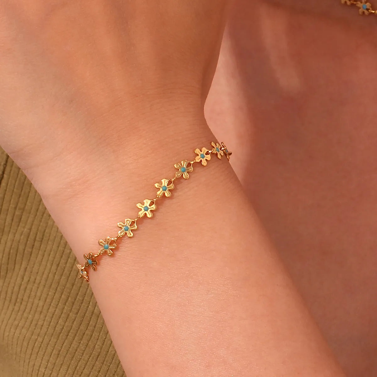 Conjunto Colar e Pulseira Fiori em Ouro 18K
