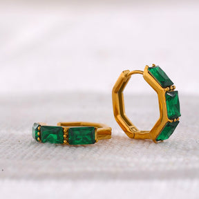 Brinco Argola Huggie Elegante com Zircônias Ouro 18K