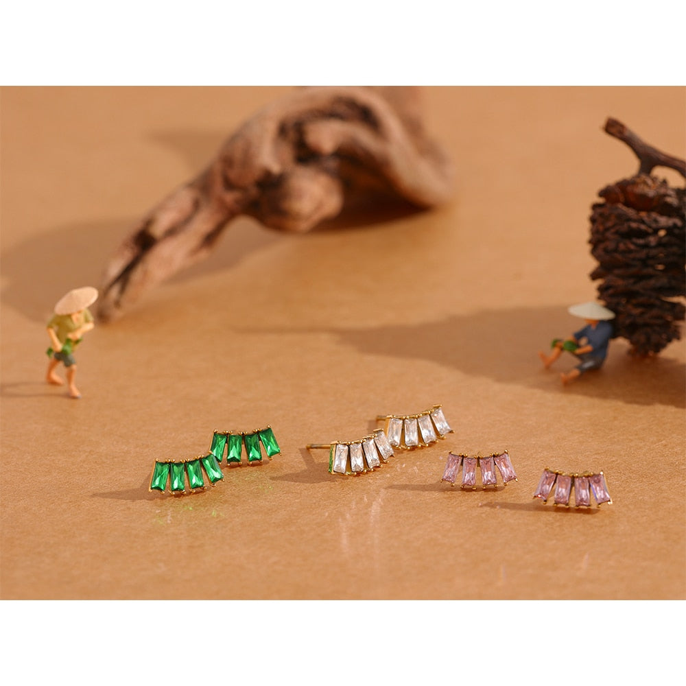 Brinco Bling Cravejado de Zircônias e Ouro 18K