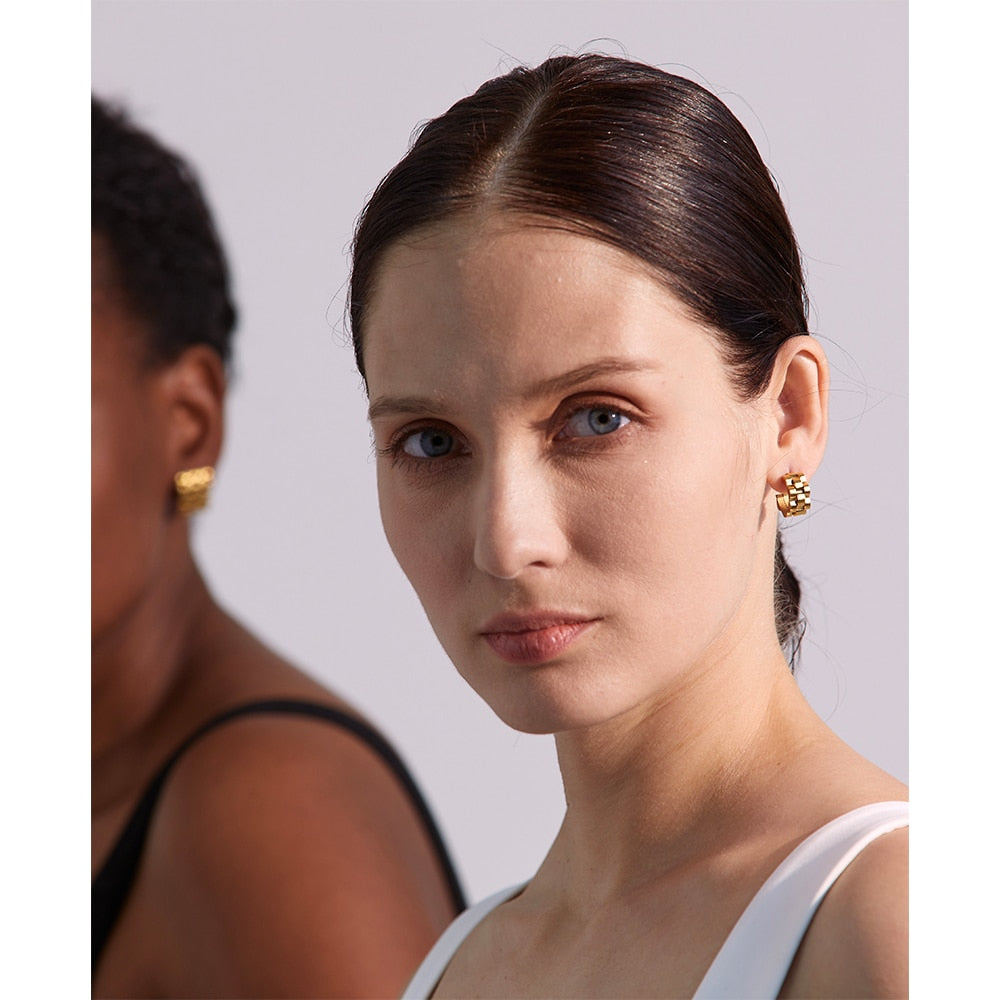 Brinco Argola Geométrica em Ouro 18K e Prata 925