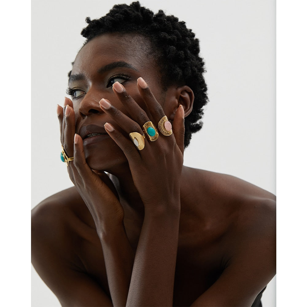 Anel Pedras Naturais em Ouro 18K