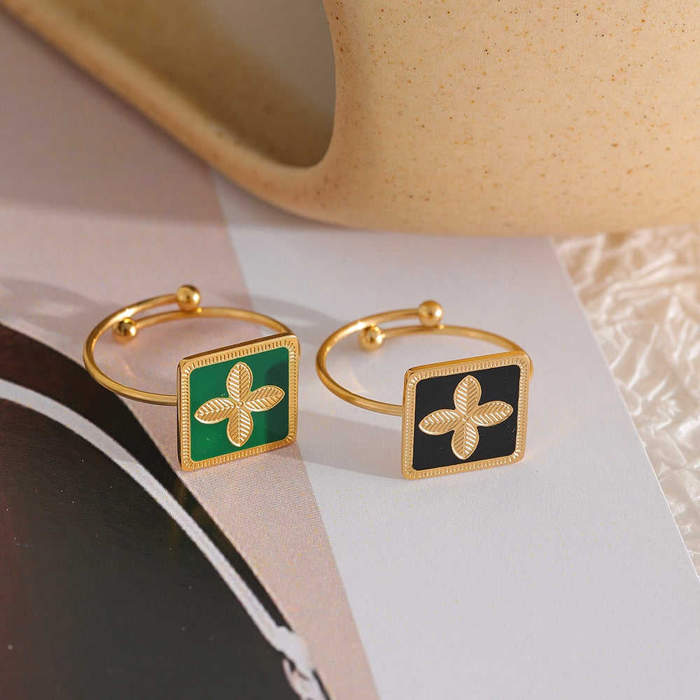 Anel Flores Esmaltadas em Ouro 18K